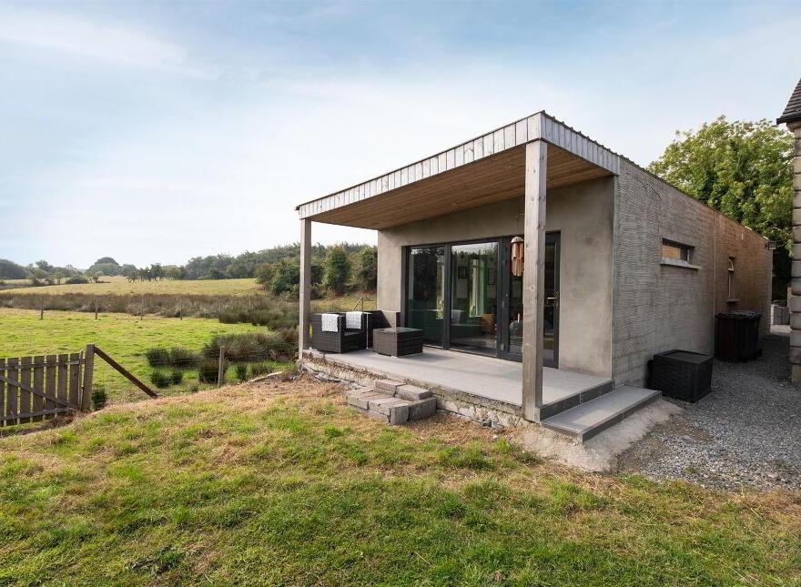 5 Annacloy Road North, Downpatrick, BT30 9AF