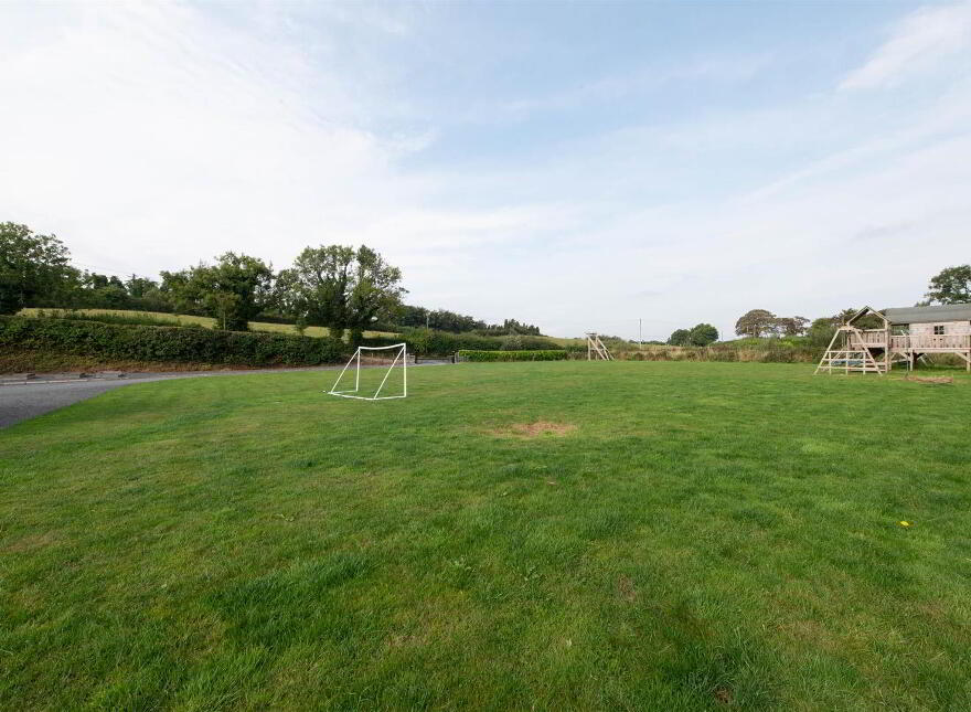 5 Annacloy Road North, Downpatrick, BT30 9AF