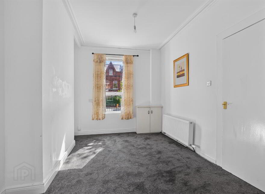 353 Donegall Road, Belfast, BT12 6FQ