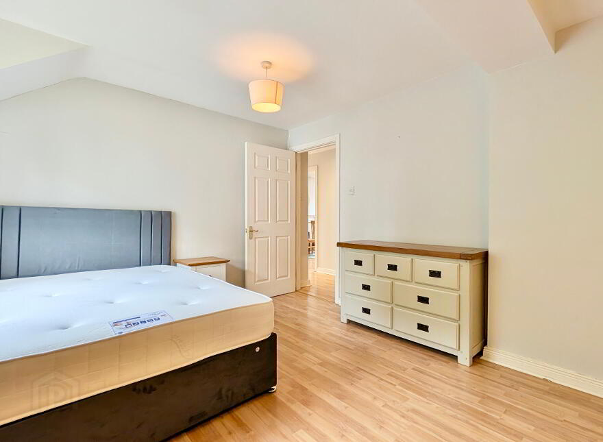 Apt 3 Ashton Manor, 132 Finaghy Road South, Belfast, BT10 0DG