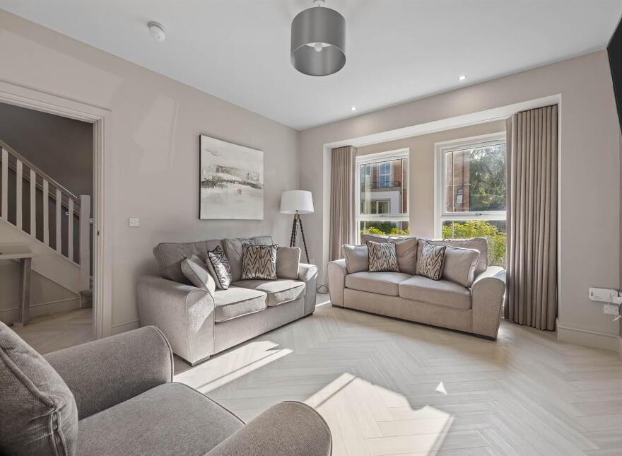 17 Lesley Chase, Knockagh Chase, Upper Road, Greenisland, BT38 8GU