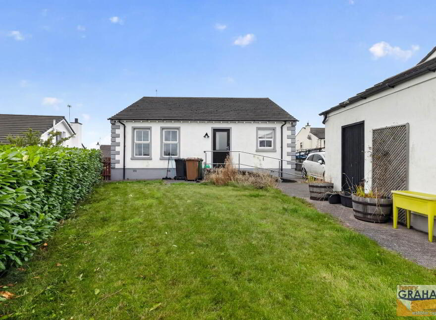 11 Castle Wood, Dromore, BT25 1FD