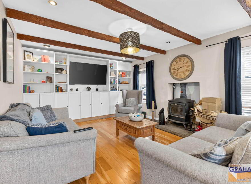 11 Castle Wood, Dromore, BT25 1FD