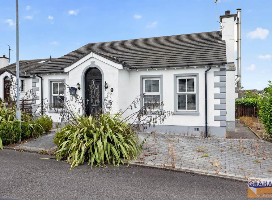 11 Castle Wood, Dromore, BT25 1FD