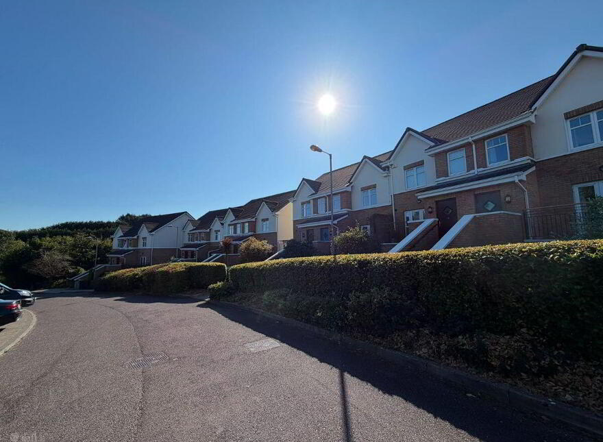 19 The Crescent, Harbour Heights, Passage West, T12K721
