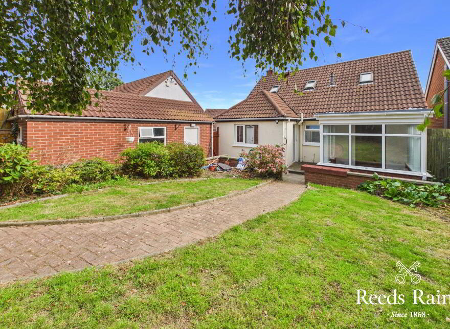 44 Bexley Parks, Bangor, BT19 7UT