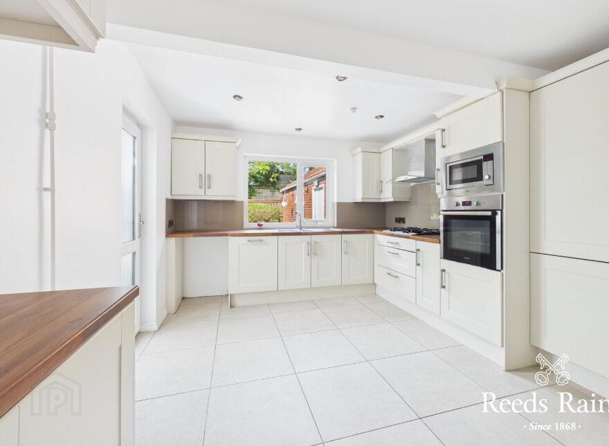 44 Bexley Parks, Bangor, BT19 7UT