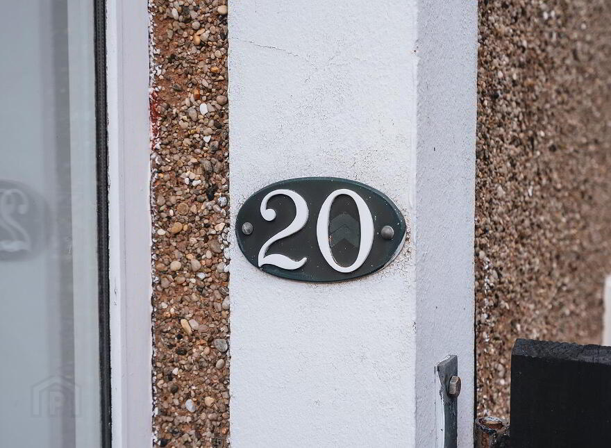 20 Montague Avenue, Ballymena, BT42 2DA