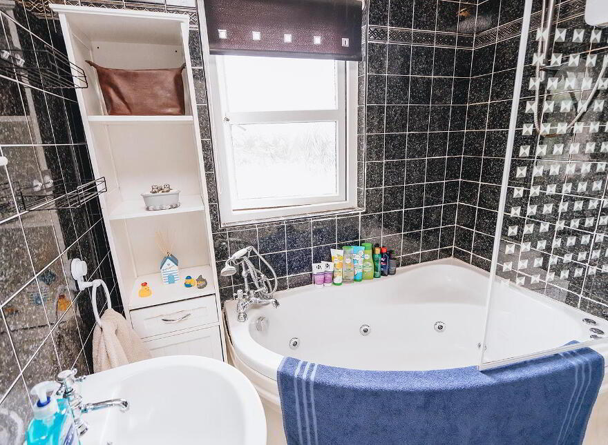 20 Montague Avenue, Ballymena, BT42 2DA