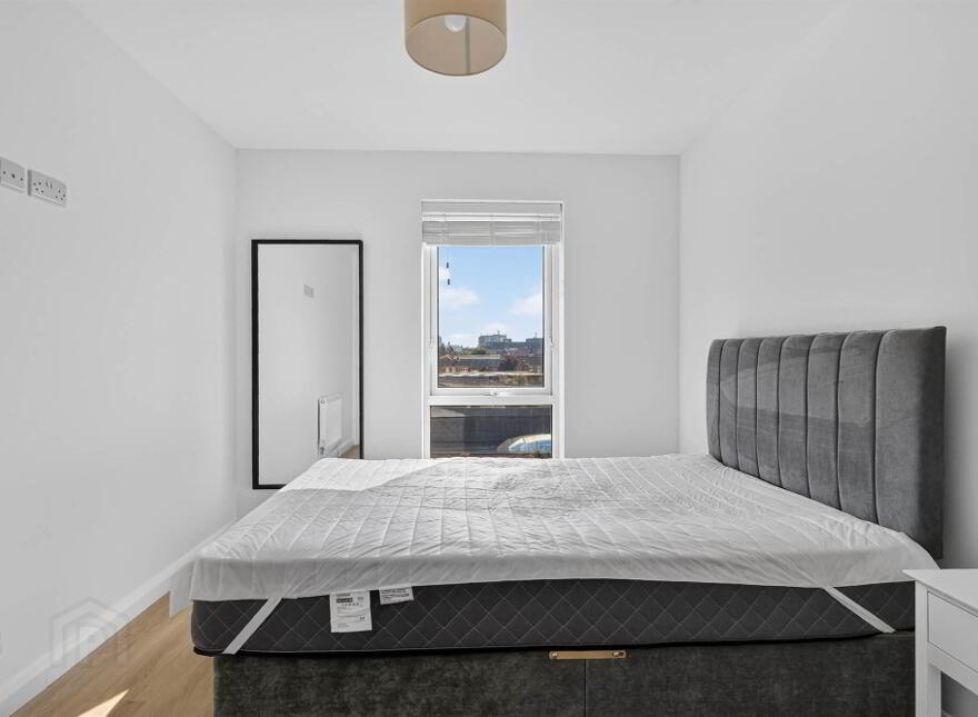 Apt 10, 2 Dayton Street, Belfast, BT13 2BX