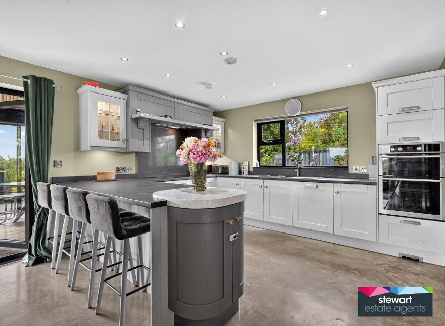 25 Crumlin Road, Lisburn, Ballinderry Upper, BT28 2JU