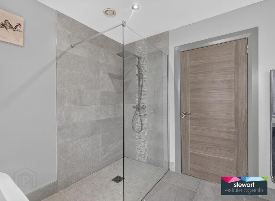 25 Crumlin Road, Lisburn, Ballinderry Upper, BT28 2JU