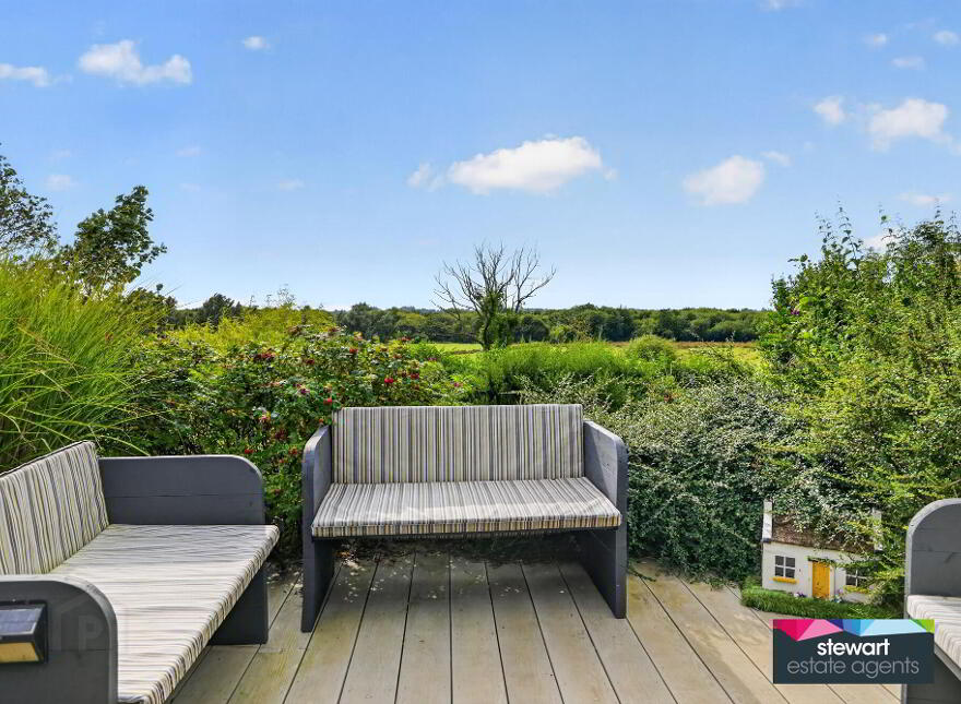 25 Crumlin Road, Lisburn, Ballinderry Upper, BT28 2JU