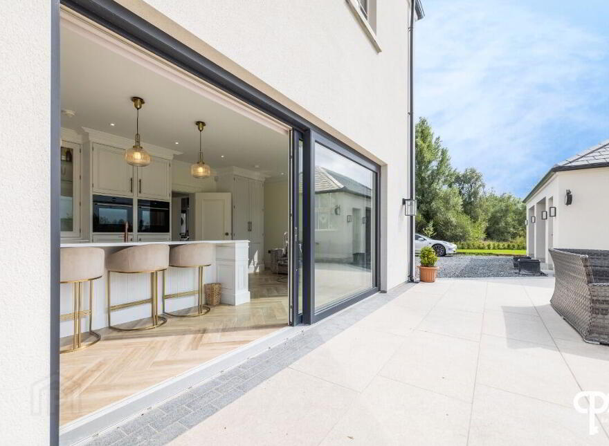 82 Blackisland Road, Portadown, BT62 1NH