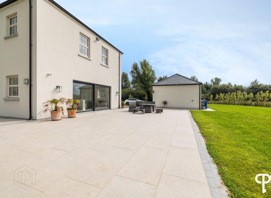 82 Blackisland Road, Portadown, BT62 1NH