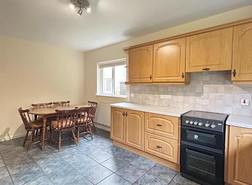5 Bracken Ridge, Dromore, BT25 1QF