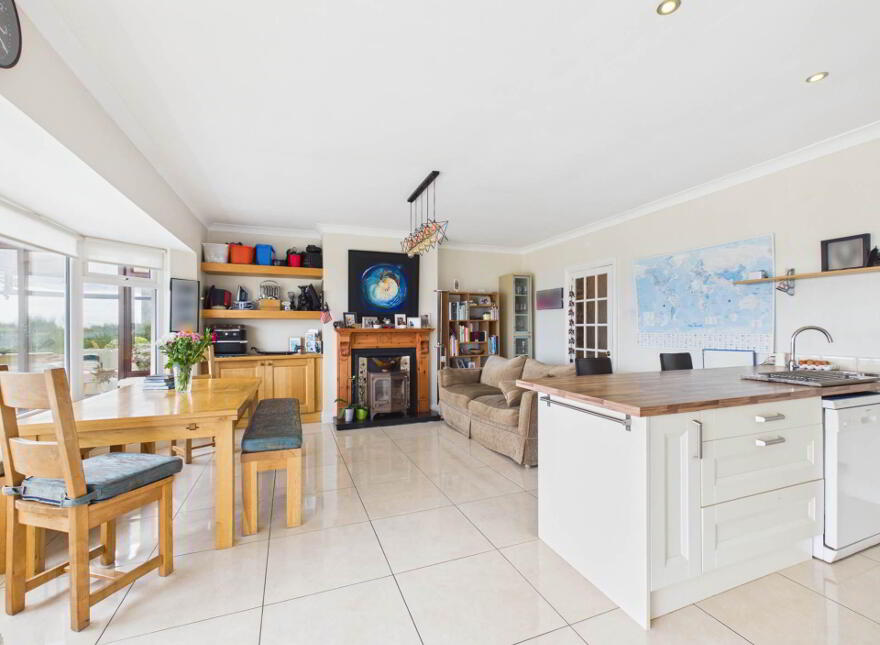 8 Cliff Road, Tramore, X91A8N6