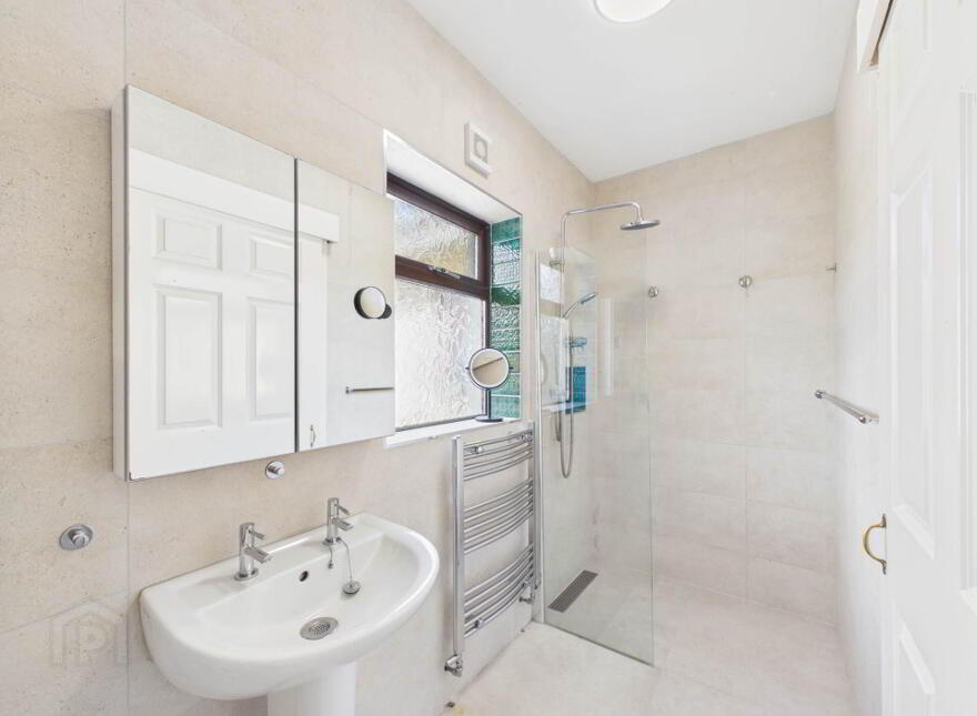 8 Cliff Road, Tramore, X91A8N6