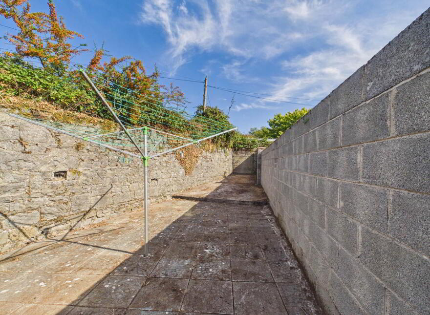 56 Dooleys Terrace, Athy, R14C651