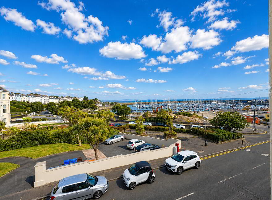 C, 13 Grays Hill, Bangor, BT20 3BB