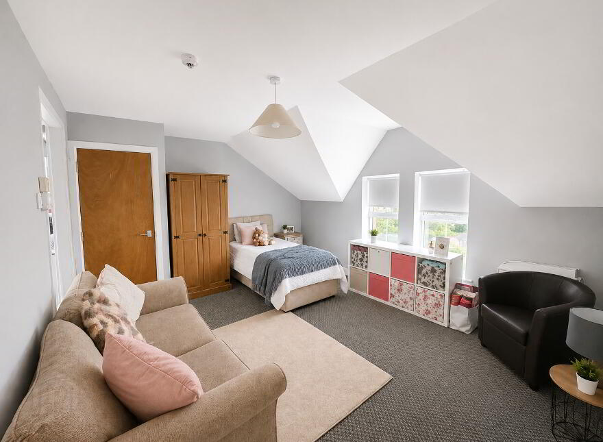 C, 13 Grays Hill, Bangor, BT20 3BB
