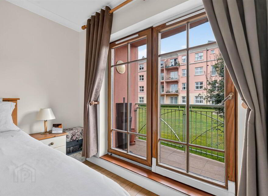 10 Danesfort, Malone Road, Belfast, BT9 5QL