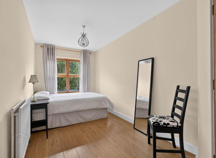 10 Danesfort, Malone Road, Belfast, BT9 5QL