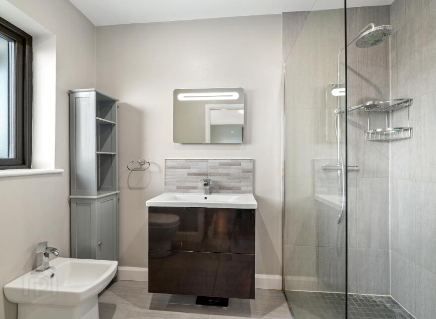 White Strand House, Sallybrook, Clonea Road, Abbeyside, Dungarvan, X35C892