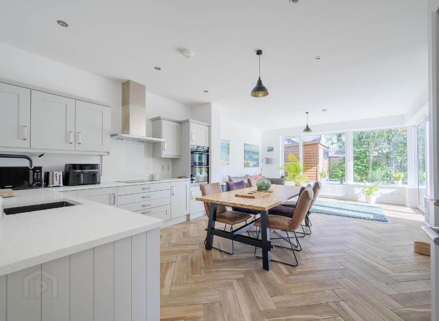 387 Old Holywood Road, Holywood, BT18 9QH