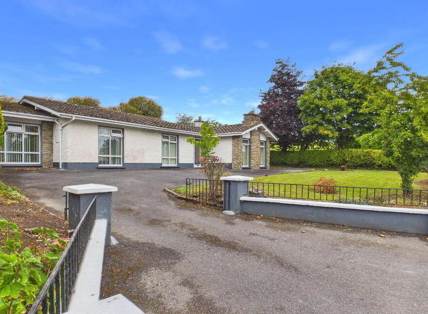 Ballymaddock, Carlow Road, Abbeyleix, R32X6F5