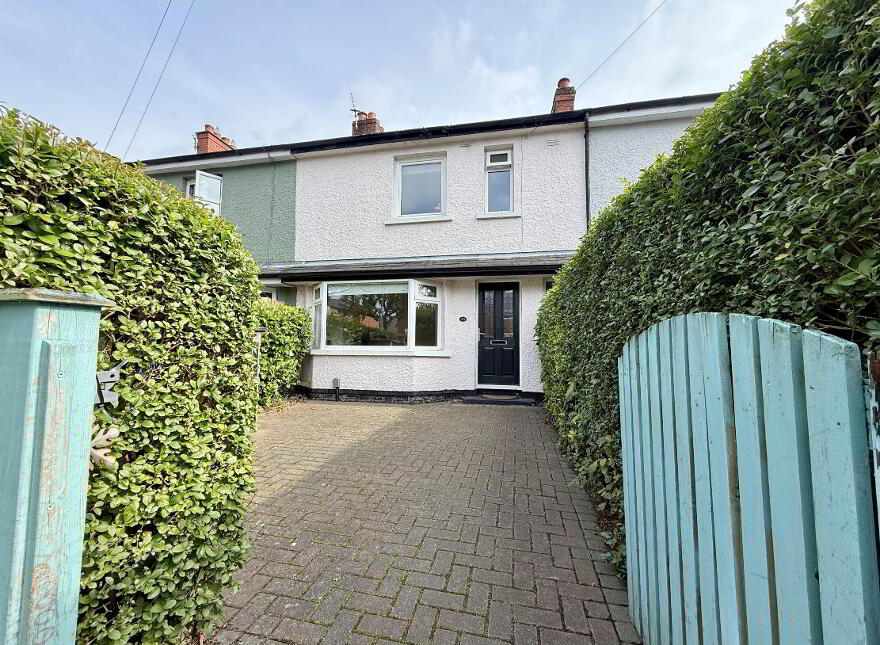 30 Ravenhill Park Gardens, Belfast, BT6 0DH