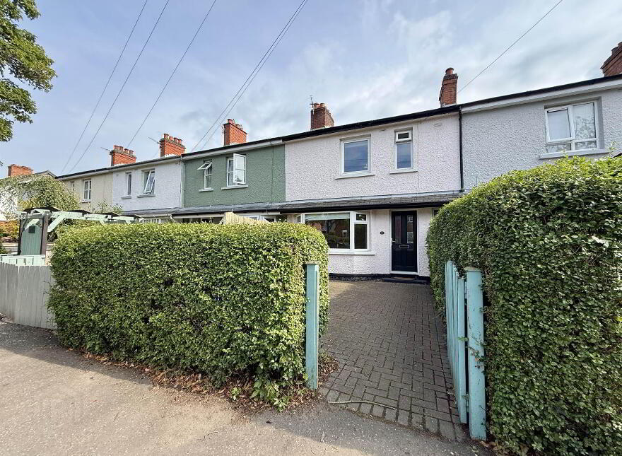 30 Ravenhill Park Gardens, Belfast, BT6 0DH