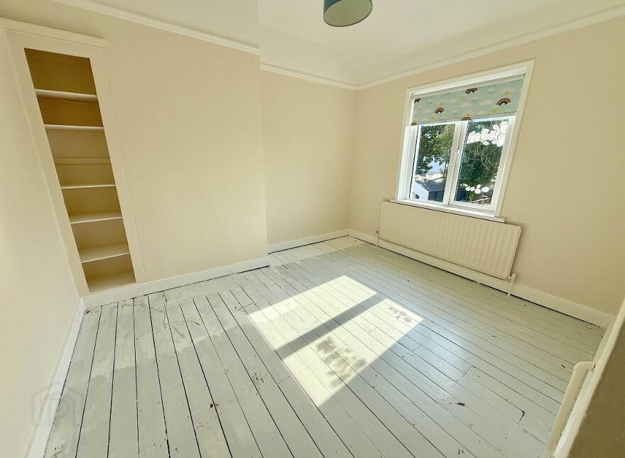 30 Ravenhill Park Gardens, Belfast, BT6 0DH