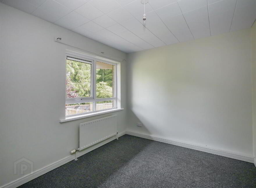 126a Belvoir Drive, Belvoir Park, Belfast, BT8 7DT