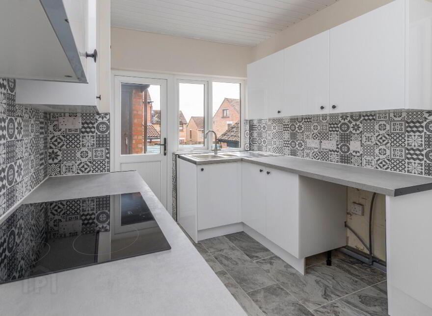 27 Glenside Park, Belfast, BT14 8BG