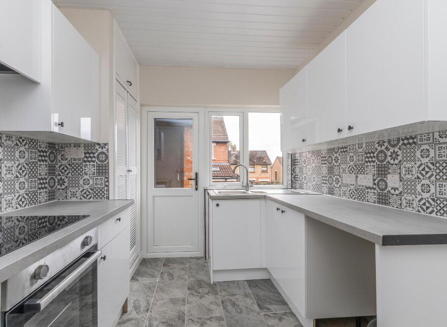 27 Glenside Park, Belfast, BT14 8BG