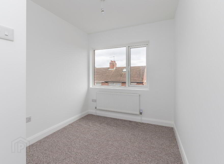 27 Glenside Park, Belfast, BT14 8BG
