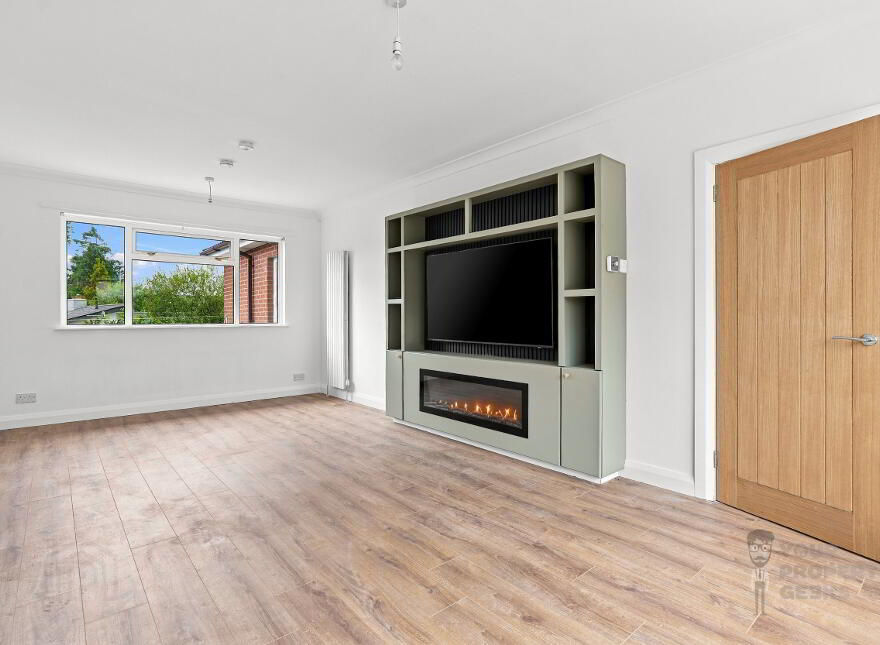 6 Annavale Drive, Carryduff, BT8 8NY