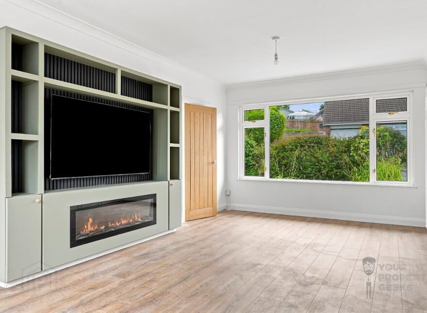 6 Annavale Drive, Carryduff, BT8 8NY