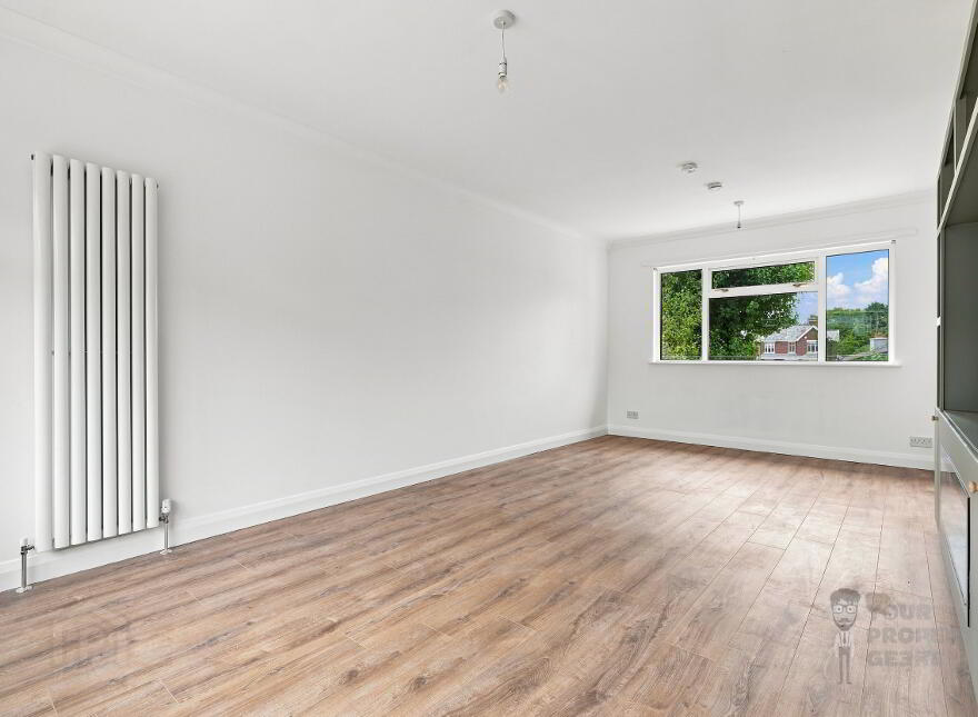 6 Annavale Drive, Carryduff, BT8 8NY