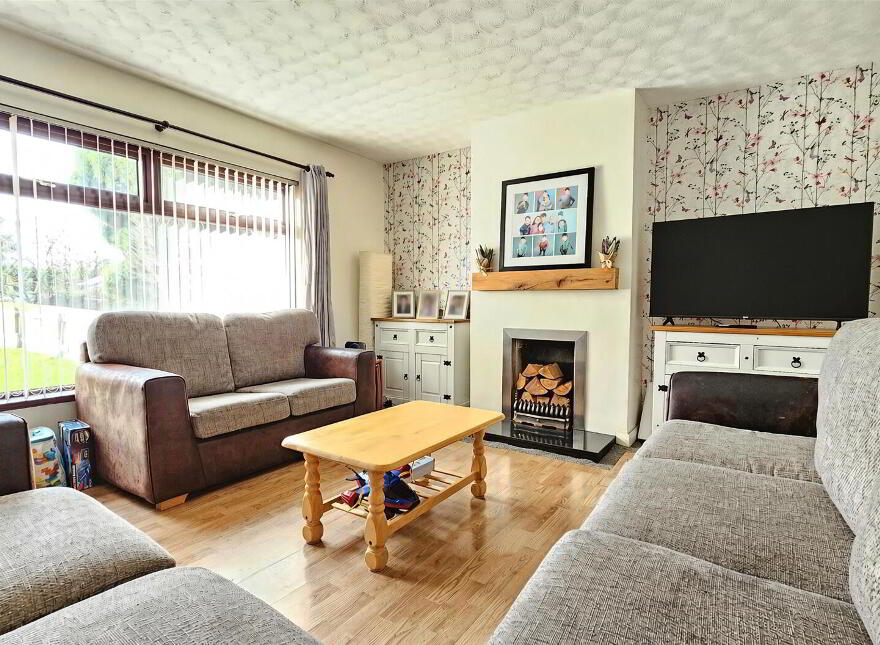 19 Marlborough Crescent, Carrickfergus, BT38 7RZ