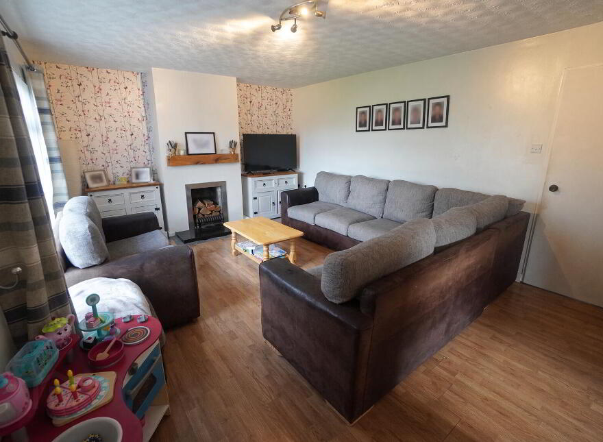 19 Marlborough Crescent, Carrickfergus, BT38 7RZ