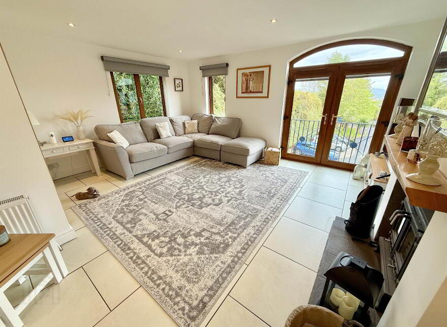 16 Oakhill, Ballygowan Road, Belfast, BT5 7GS