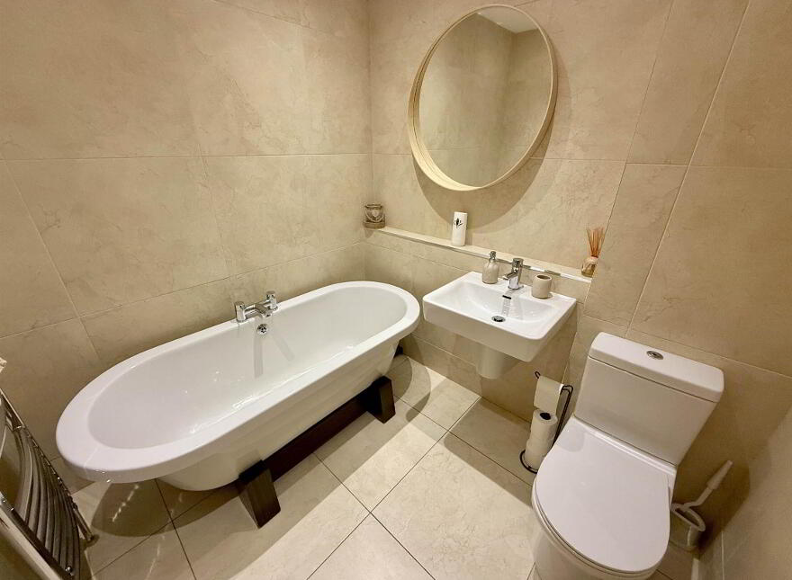 16 Oakhill, Ballygowan Road, Belfast, BT5 7GS