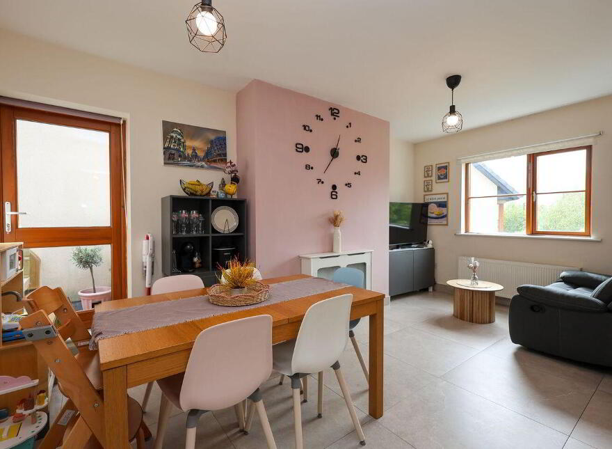 19 Abbeybrook Garden, Abbeybrook, Kilbeggan, N91YY10