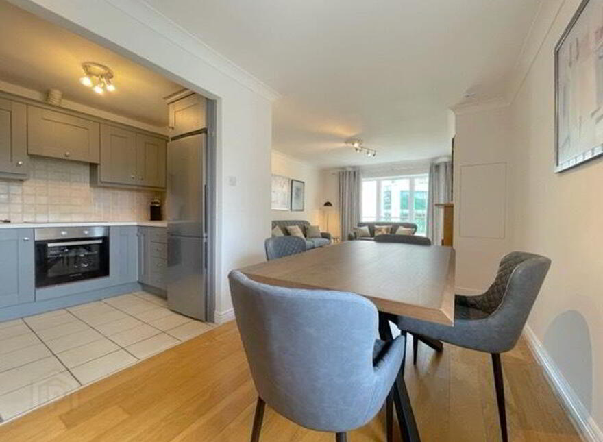 The Blackthorn, Riversdale, Dundrum, Dundrum, D16W088