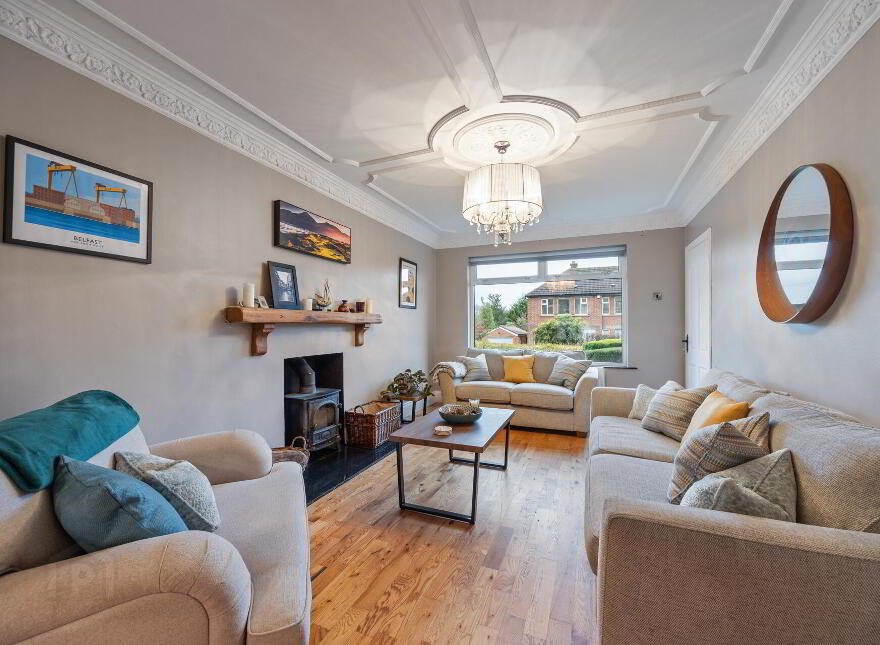 12 Hillside Drive, Stranmillis, Belfast, BT9 5EJ