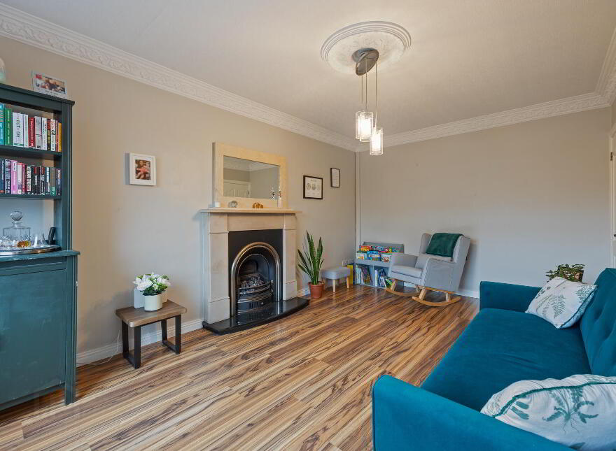 12 Hillside Drive, Stranmillis, Belfast, BT9 5EJ