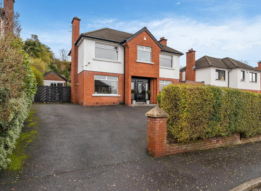 12 Hillside Drive, Stranmillis, Belfast, BT9 5EJ