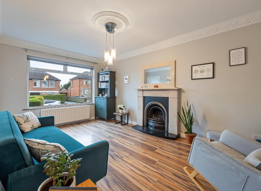 12 Hillside Drive, Stranmillis, Belfast, BT9 5EJ